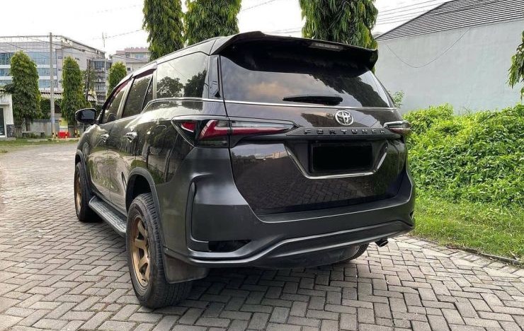 FORTUNER to LEGENDER conversion kit